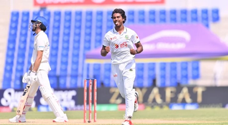 টেস্টে বাংলাদেশের প্রথম পেসার হিসেবে হাসান মাহমুদের হ্যাটট্রিক